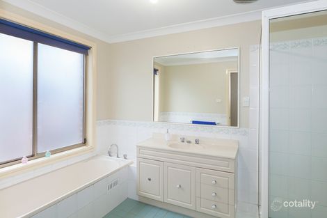 Property photo of 20 Fairways Crescent Springwood NSW 2777