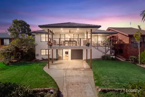 Property photo of 16 Cunningham Crescent Sawtell NSW 2452