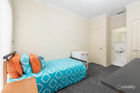 Property photo of 2/7 White Street Oakleigh East VIC 3166