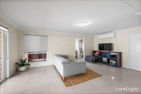 Property photo of 23 Blue Grass Crescent Eight Mile Plains QLD 4113