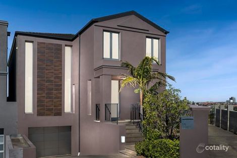 Property photo of 15 Peerless Court Avondale Heights VIC 3034