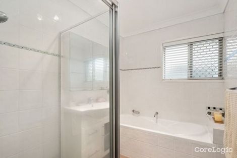 Property photo of 22 Nidalla Street Macgregor QLD 4109