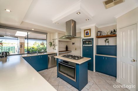 8 Sicily Grn, Secret Harbour, WA 6173