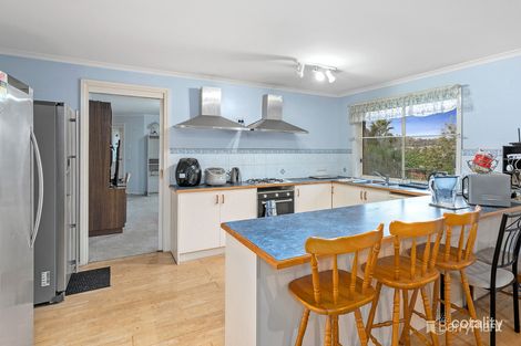 Property photo of 4 Sanctuary Court Lilydale VIC 3140