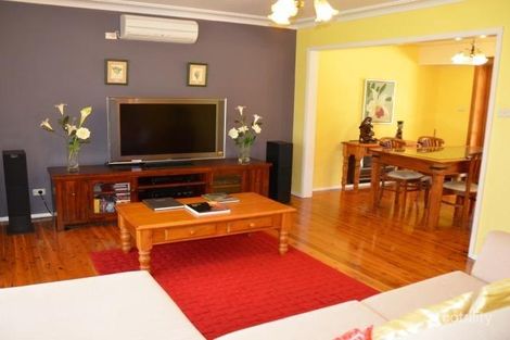 Property photo of 28 Blackburn Avenue North Rocks NSW 2151