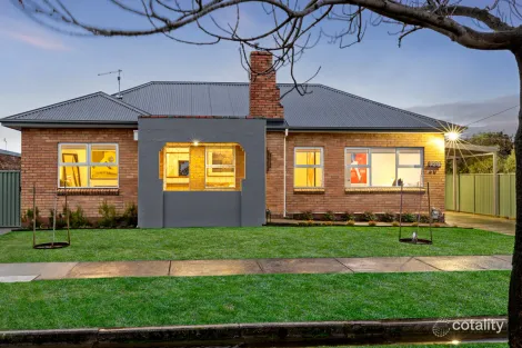 720 Gregory St, Soldiers Hill, VIC 3350