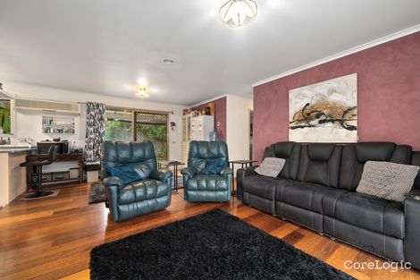 Property photo of 19 St Johns Wood Skye VIC 3977