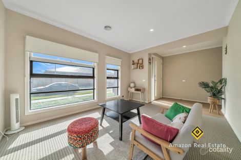 Property photo of 33 Ferguson Drive Tarneit VIC 3029