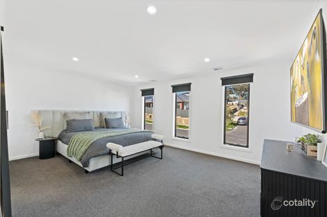 Property photo of 9 Elderfield Circuit Doreen VIC 3754