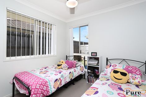 Property photo of 35 Jonic Drive Goodna QLD 4300