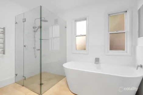 Property photo of 14 Taminga Street Bayview NSW 2104