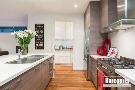 Property photo of 17 Miller Street Berwick VIC 3806