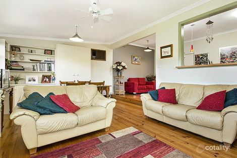 Property photo of 2 Palm Avenue Spring Gully VIC 3550