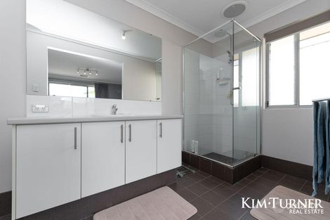 Property photo of 6 Highland Crescent Meadow Springs WA 6210