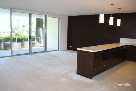 Property photo of 314/3 Pendraat Parade Hope Island QLD 4212