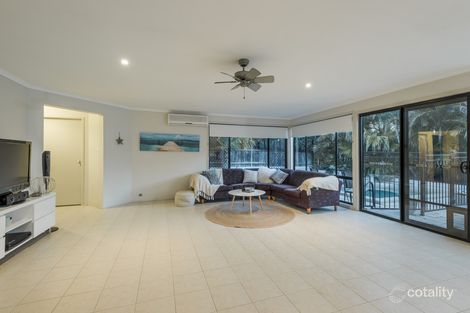 Property photo of 8 Avia Avenue Erina NSW 2250