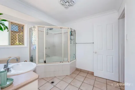 Property photo of 53 Hilltop Parade Avoca QLD 4670
