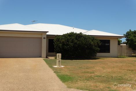 1 Bluff St, Bushland Beach, QLD 4818