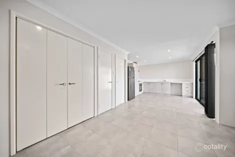 Property photo of 123 Howden Parade Alkimos WA 6038