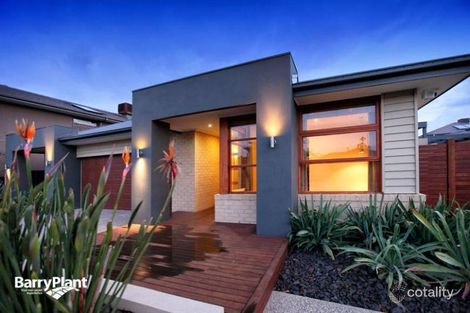 Property photo of 10 Fletcher Road Craigieburn VIC 3064