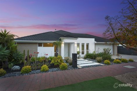 39 Burlington Rd, Hallett Cove, SA 5158