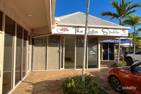 564 Esplanade, Urangan, QLD 4655