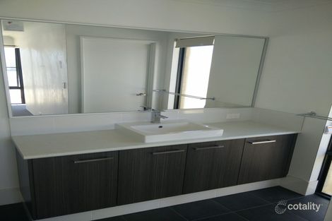 Property photo of 56 Aquamarine Parade Karnup WA 6176