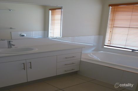 Property photo of 22 Elizabeth Street Mirani QLD 4754