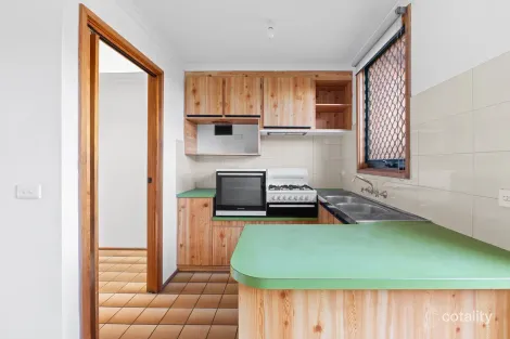 Property photo of 3/64 Edward Street Macleod VIC 3085