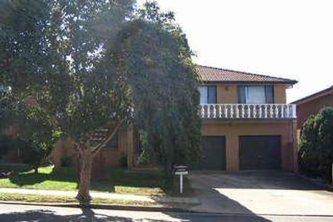 11 Wheatley St, St Johns Park, NSW 2176