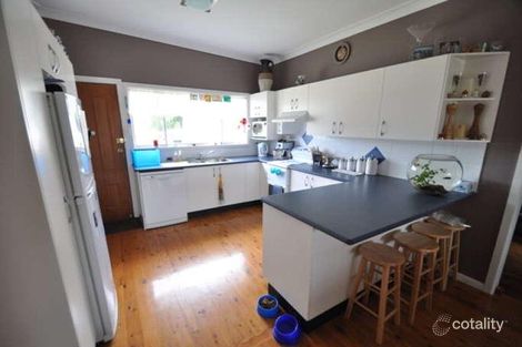 Property photo of 30 Coraldeen Avenue Gorokan NSW 2263