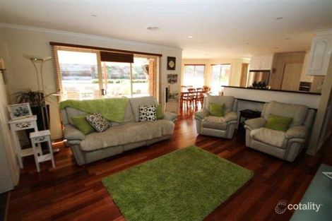 Property photo of 5 Macdonald Place Sunbury VIC 3429