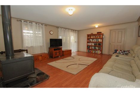 Property photo of 29 Barker Circuit Kelso NSW 2795