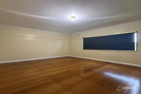 Property photo of 32 Cranbourne Avenue Sunshine North VIC 3020