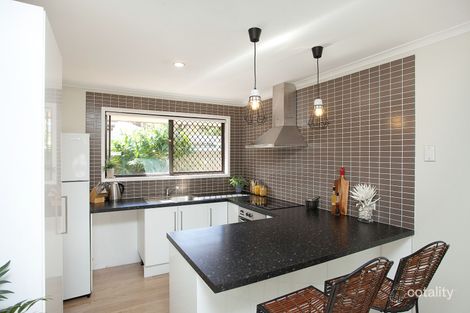 Property photo of 2/8 Telopea Street Labrador QLD 4215