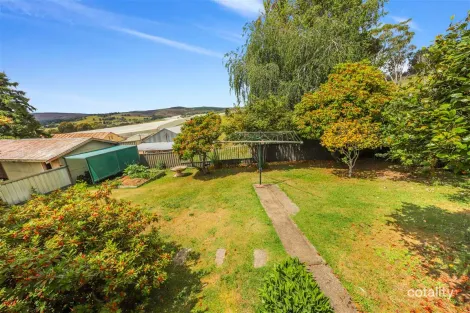 Property photo of 3 Bogong Avenue Batlow NSW 2730