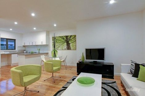 Property photo of 2/86 Delaware Street Reservoir VIC 3073