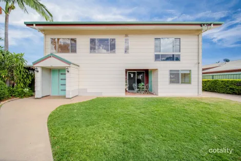 11 Centenary Dr, Emerald, QLD 4720