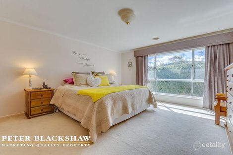 Property photo of 11 Macadamia Close Jerrabomberra NSW 2619