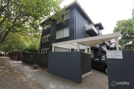 Property photo of 4/17 Tiuna Grove Elwood VIC 3184