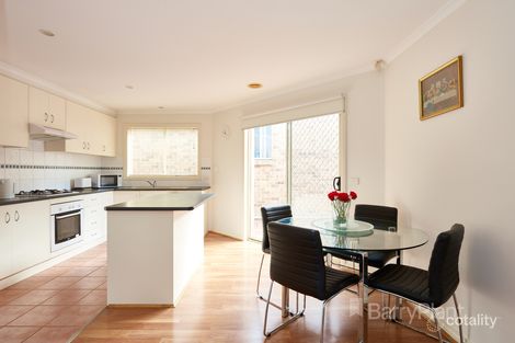 Property photo of 2/16 Edgewood Road Dandenong VIC 3175