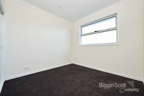 Property photo of 2/20 Union Grove Springvale VIC 3171