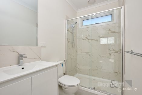 Property photo of 2/20 Union Grove Springvale VIC 3171