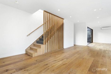 Property photo of 24 Maddox Road Newport VIC 3015