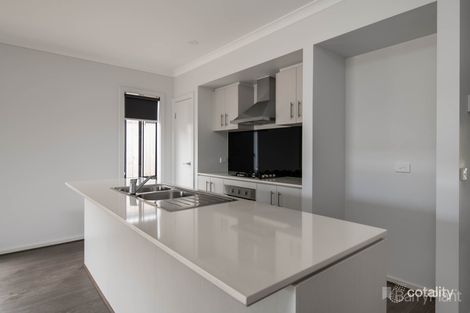 Property photo of 36 Joanne Way Officer VIC 3809