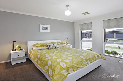Property photo of 1 Cornbury Mews Grovedale VIC 3216