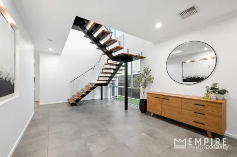 Property photo of 26 Prizba Rise Coogee WA 6166