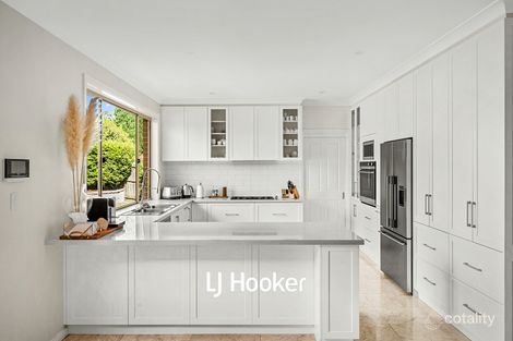 Property photo of 5 Redwood Close Castle Hill NSW 2154