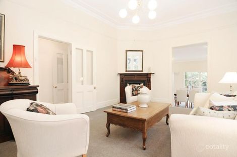 Property photo of 53 Victoria Crescent Mont Albert VIC 3127