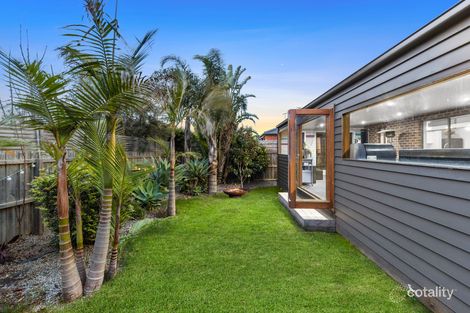 Property photo of 163 Warralily Boulevard Armstrong Creek VIC 3217
